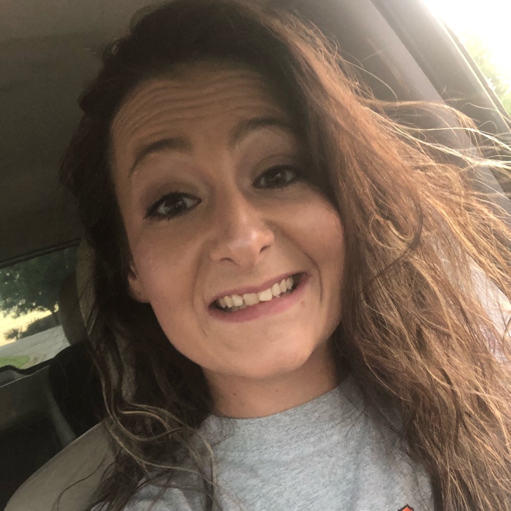Meet your Posher, Jennifer